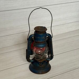 Vintage Dietz No 8 Air Pilot Blue Kerosene Lantern Red Reflector Railroad Signal